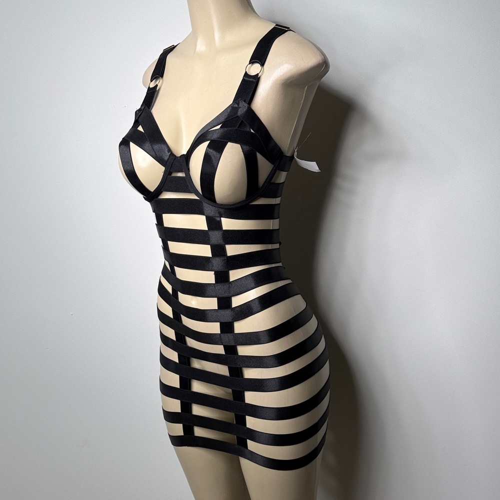 AKIRA Black Strappy Cage Bodycon Dress - Picture 4 of 9